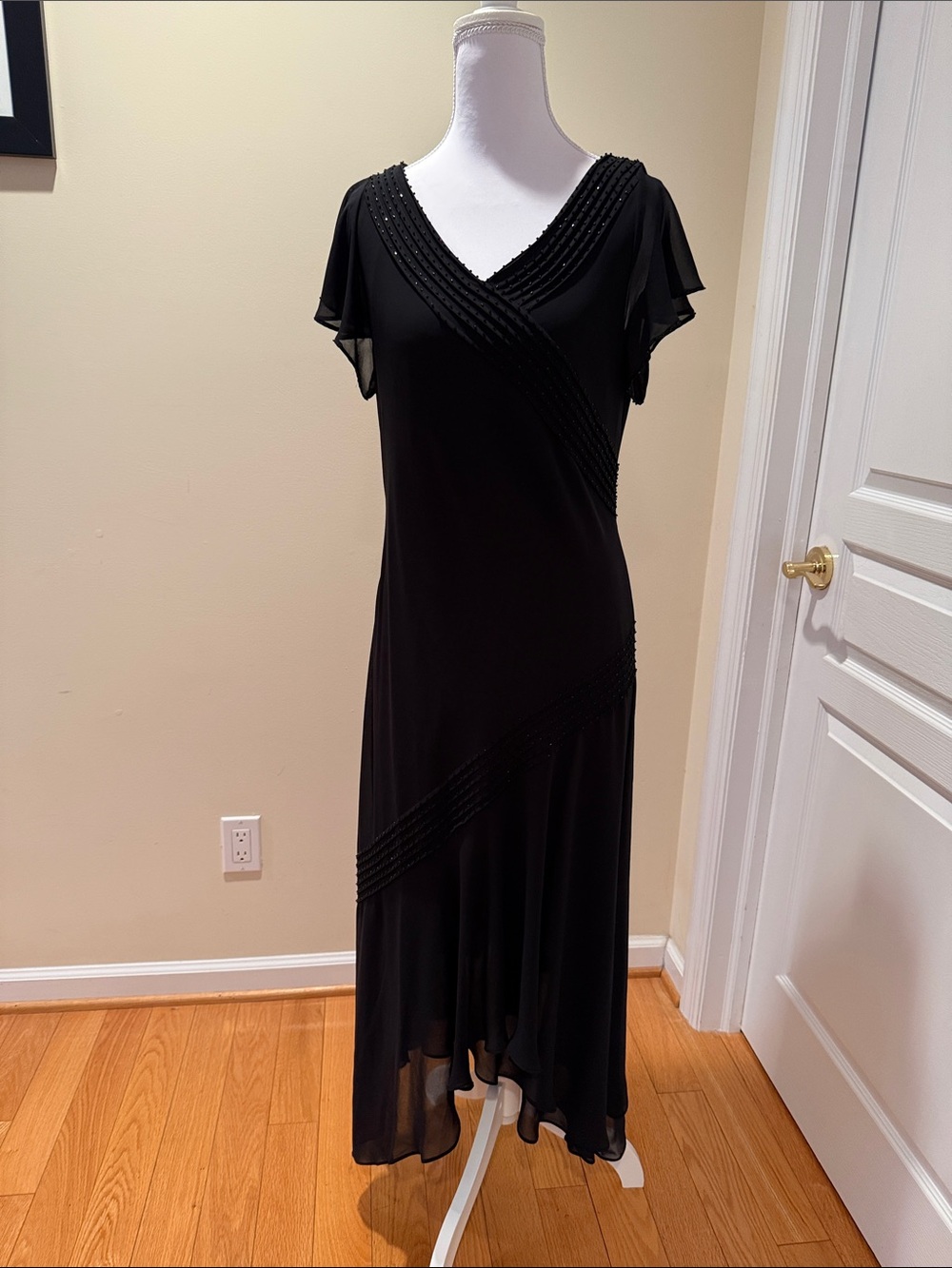 Adrianna Papell Black Beaded V-Neck Maxi Asymmetrical Dress